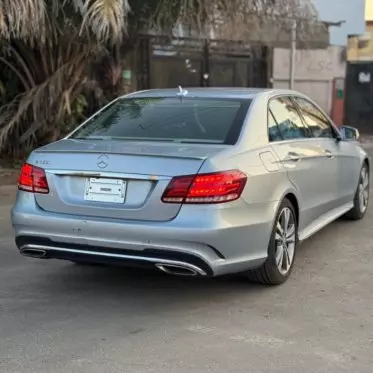 Mercedes-Benz E 350