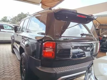 Toyota Landcruiser Prado