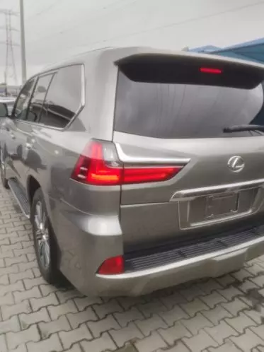 Lexus LX 570
