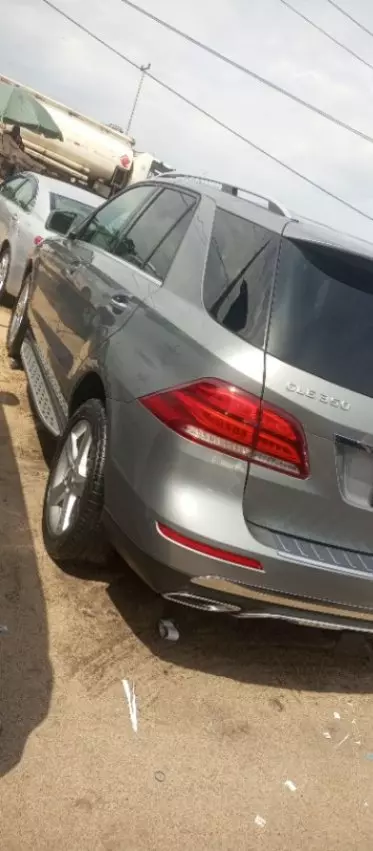 Mercedes-Benz GLE 350