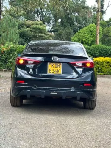 Mazda Axela