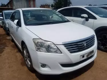 Toyota Premio