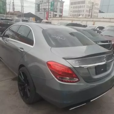 Mercedes-Benz C 300