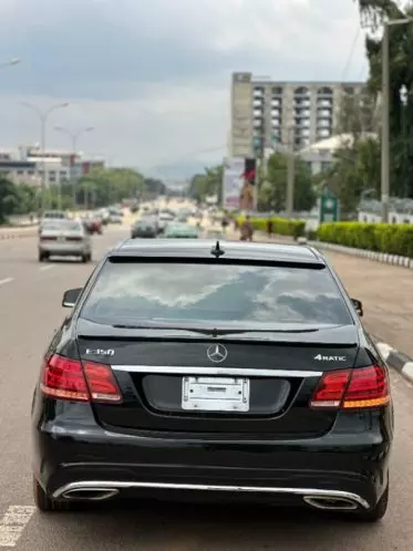 Mercedes-Benz E350