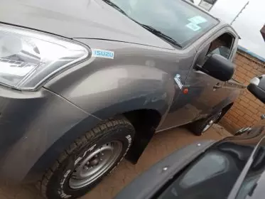 Isuzu D-Max