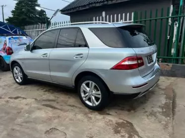 Mercedes-Benz ML 350