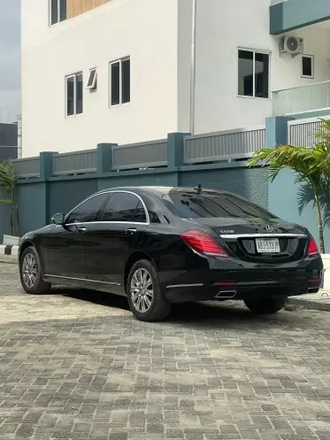 Mercedes-Benz S 550