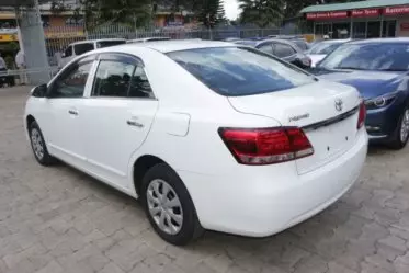 Toyota Premio