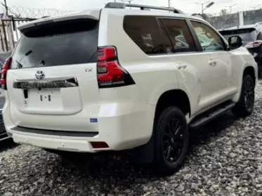 Toyota Landcruiser Prado