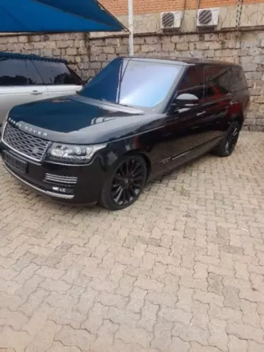 RANGE ROVER Autobiography