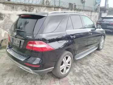 Mercedes-Benz ML 350
