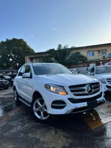 Mercedes-Benz GLE 350