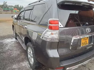 Toyota Land Cruiser Prado TX L