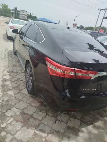 Toyota Avalon
