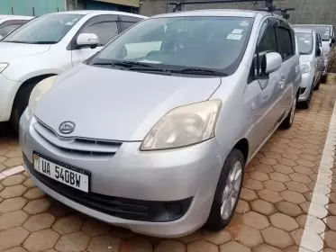 Toyota Passo Sette