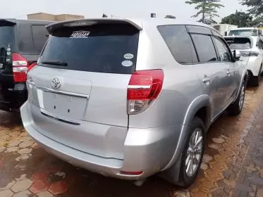 Toyota Vanguard