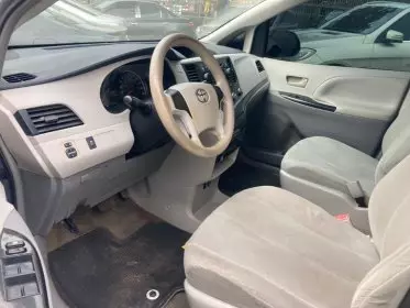 Toyota Sienna