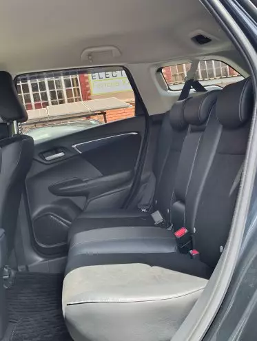 Honda Fit shuttle hybrid