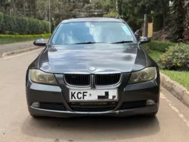 BMW 320i