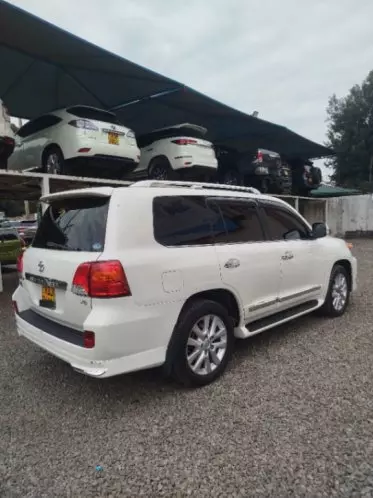 Toyota Landcruiser ZX