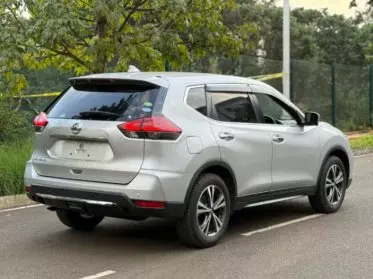 Nissan EXTRAIL HYBRID