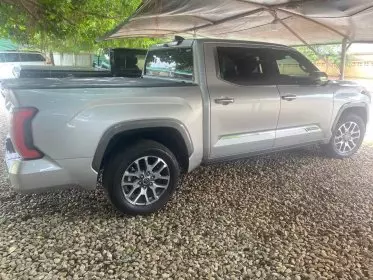 Toyota Tundra