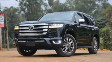 Toyota LAND CRUISER 300 LC300