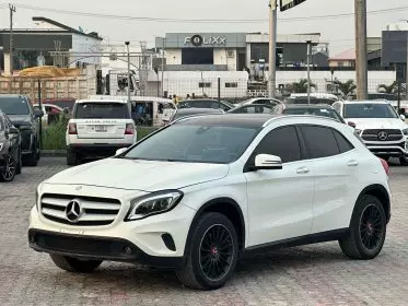 Mercedes-Benz CLA 250