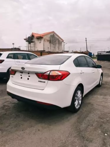 KIA K3