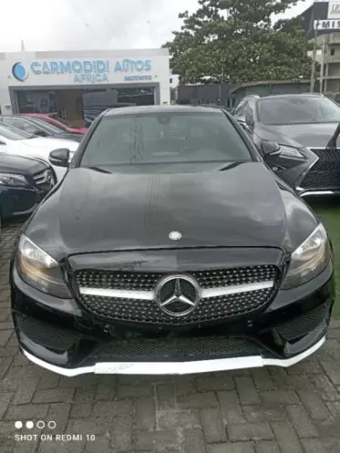 Mercedes-Benz C 300
