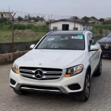 Mercedes-Benz GLC 300