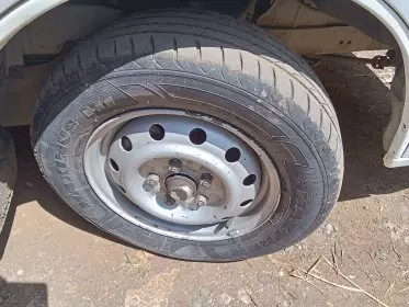 Nissan Vanette