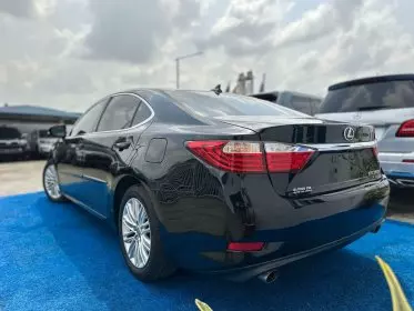 Lexus ES 350