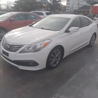 Hyundai Azera