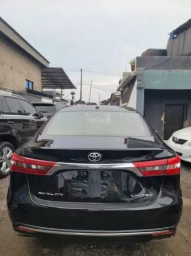 Toyota Avalon