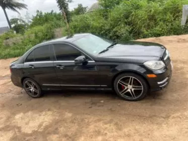 Mercedes-Benz C 300
