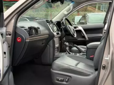 Toyota Land Cruiser Prado TX L