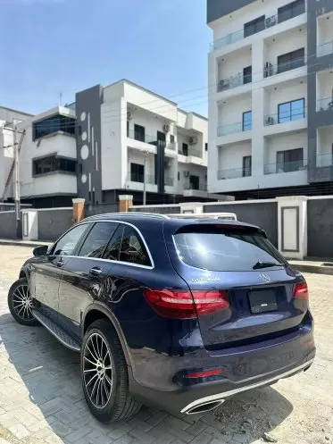 Mercedes-Benz GLC 300