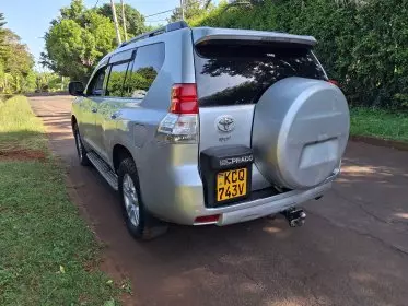 Toyota Land Cruiser Prado VX.L
