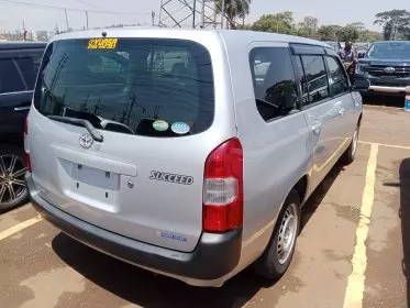 Toyota Succeed