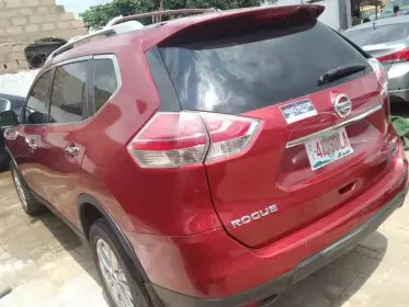 Nissan Rogue