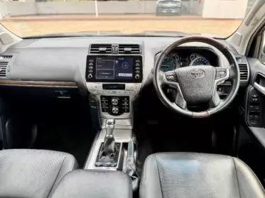 Toyota Land Cruiser Prado VX.L