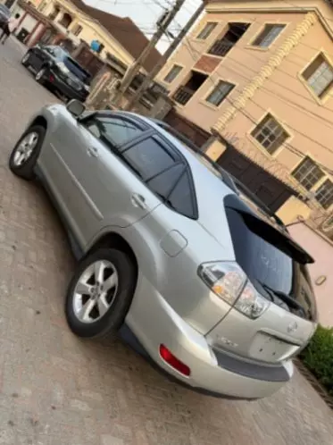 Lexus RX 330