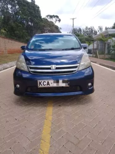 Toyota Isis