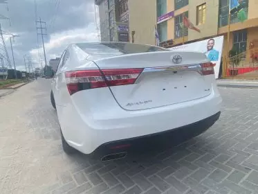 Toyota Avalon