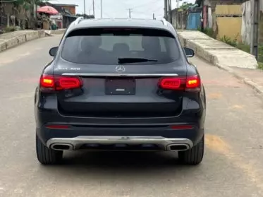 Mercedes-Benz GLC 300