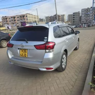 Toyota Fielder 