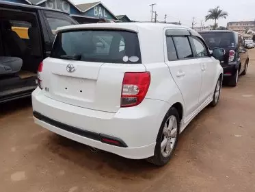 Toyota Ist