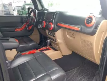 JEEP Wrangler Sahara
