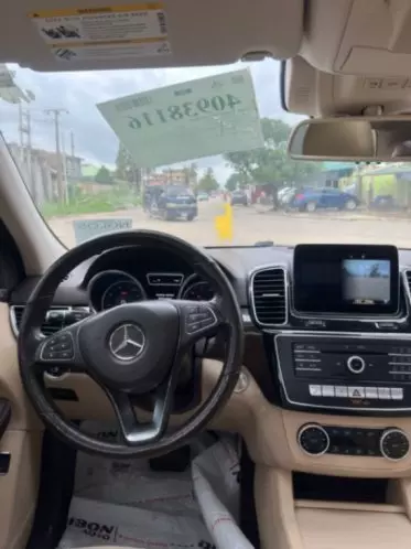 Mercedes-Benz GLE 350